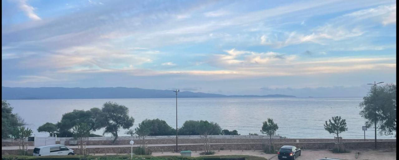 Superbe Pieds Dans L Eau Ajaccio Face A La Mer Plage De Sable Fin Route Des Iles Des Sanguinaires Exterior foto
